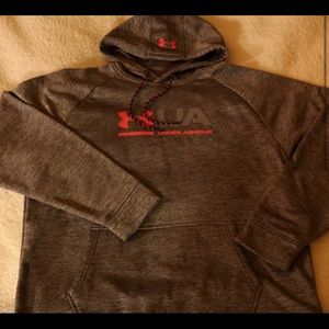 Under armour hoodie large like new